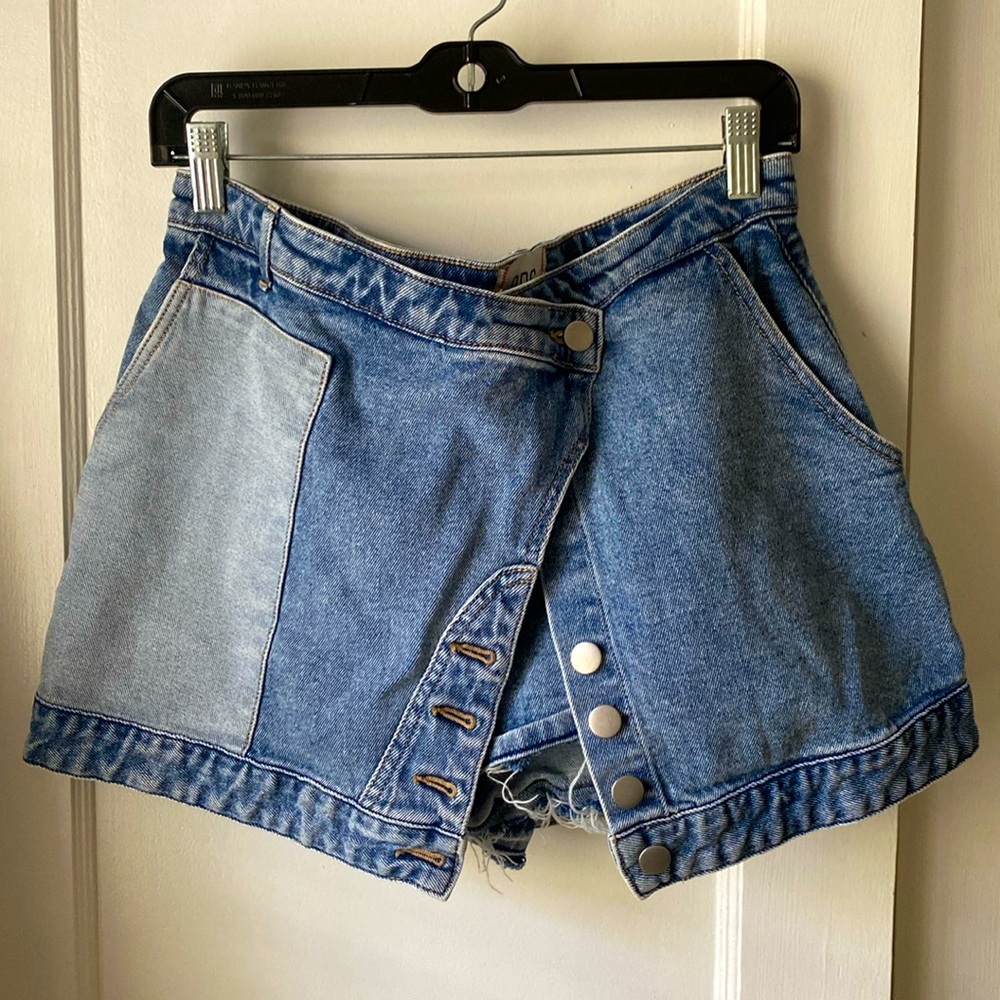 BDG Jenni Denim Buttoned Skort